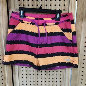 The North Face young Girl,‎ YOUTH Size Large 14/16 yrs swim shorts Beach Water